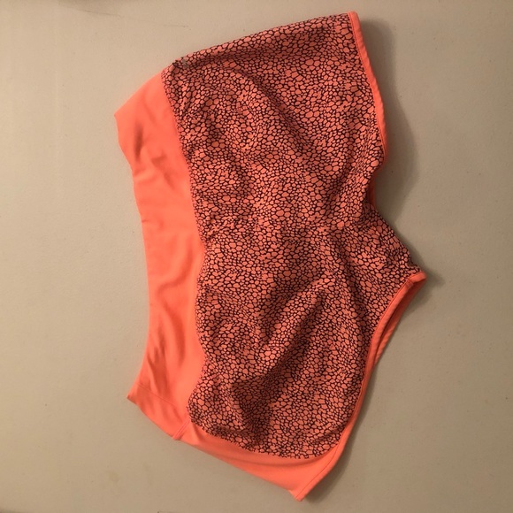 EUC Nike Dri-fit size small shorts - Picture 2 of 2